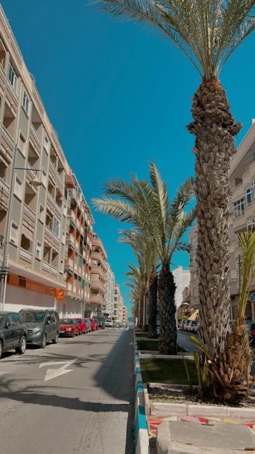Apartamento Playa Del Cura Torrevieja Luaran gambar