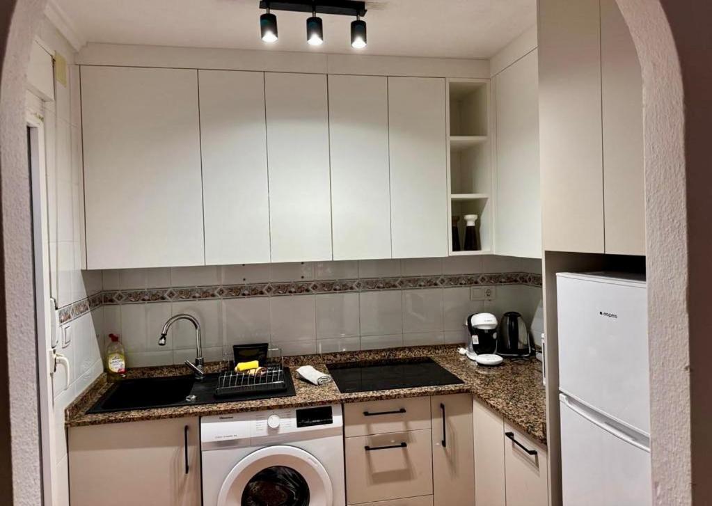 Apartamento Playa Del Cura Torrevieja Luaran gambar